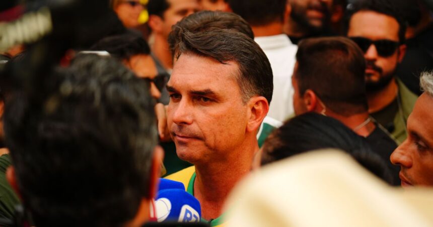 O candidato à presidência e senador Flávio Bolsonaro (PL-RJ)