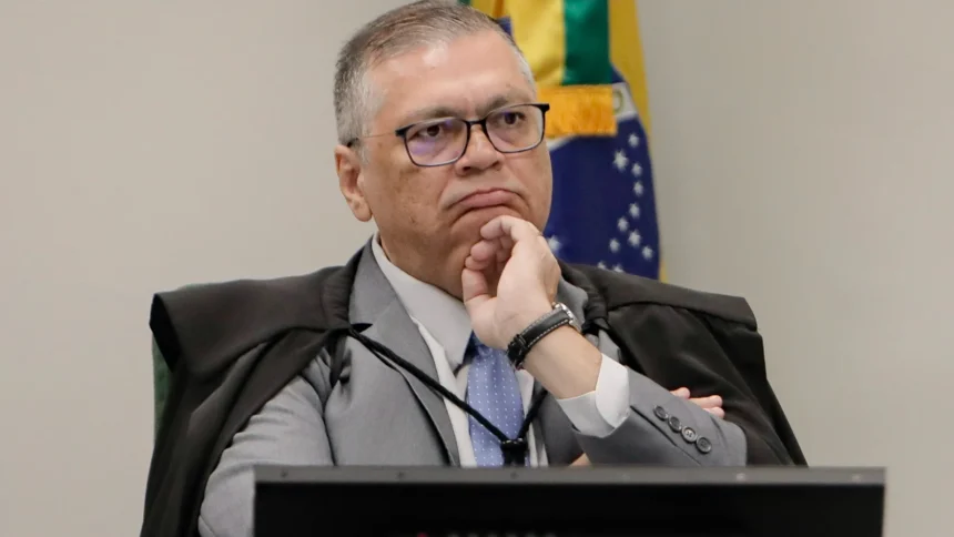 Ministro Flávio Dino durante palestra no Maranhão