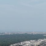 Fumaça intensa encobre prédios e ruas em Manaus