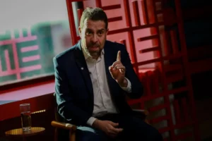 "Ninguém quer comer carne de burro por aqui", diz Boulos após fala de Milei