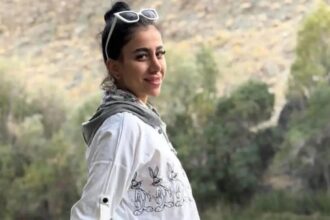 Iraniana de 21 anos é condenada à morte oito meses após manifestações contra o governo