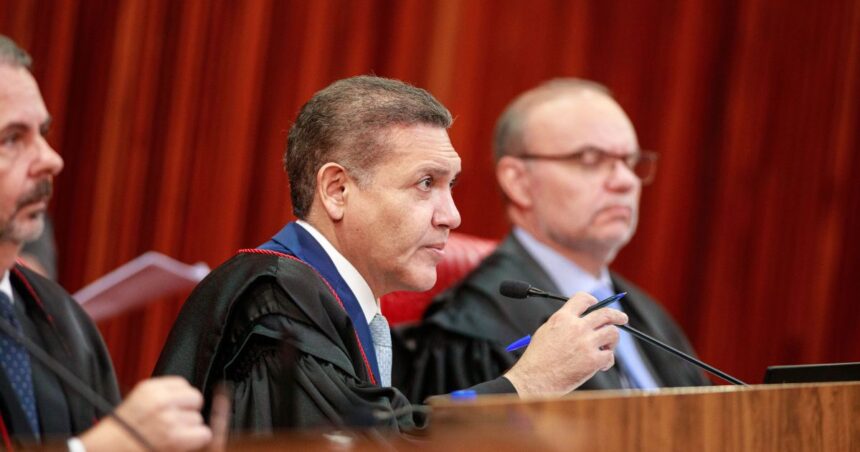 Nunes Marques é ministro do STF (Supremo Tribunal Federal), indicado pelo ex-presidente Jair Bolsonaro. Desde maio de 2026, preside o TSE (Tribunal Superior Eleitoral)