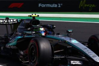 Kimi Antonelli em curva do GP da Itália