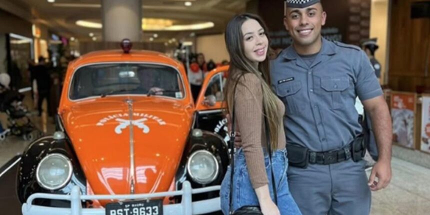 Embu das Artes (SP), 07/09/2026 - FOTO DE ARQUIVO - Larissa Cruz Morata morreu com um tiro na cabeça no banheiro da casa em que morava com o policial. Quem acionou a PM foi o companheiro da vítima, identificado por parentes como Vinícius Costa Silva. Foto: Vinícius Costa Silva/Instagram