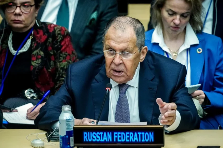 Rússia diz que não suspenderá guerra durante negociações com a Ucrânia