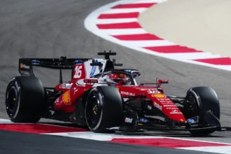 F1: Leclerc terá punição no grid do GP do Azerbaijão por troca de motor