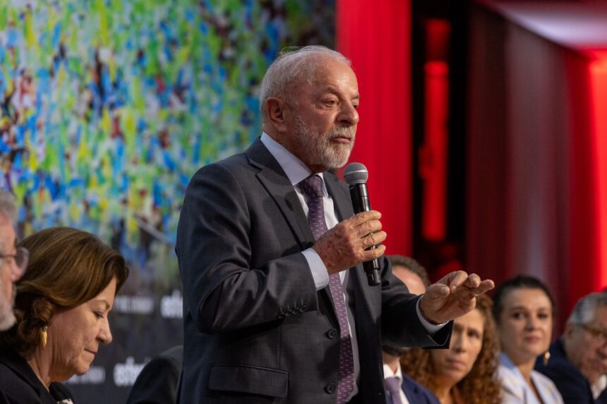 Lula participa de jantar com empresários e banqueiros em São Paulo