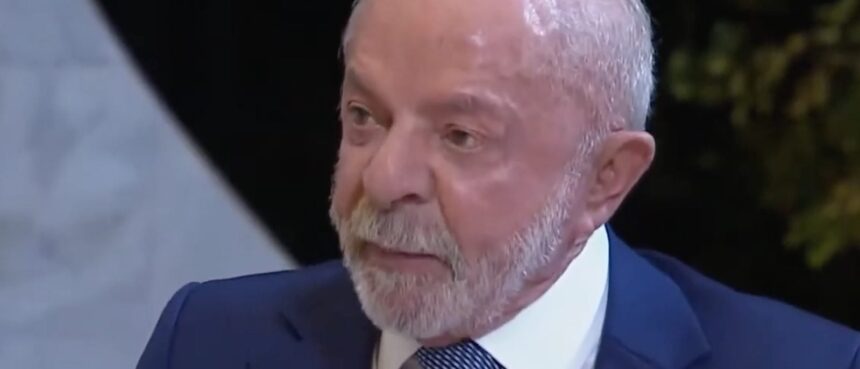 O presidente Luiz Inácio Lula da Silva durante entrevista.