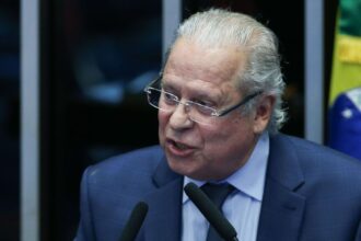 José Dirceu anuncia fim do tratamento contra linfoma