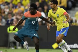 Marquinhos marca Irankunda, da Austrália, em amistoso