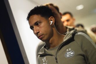 Mauro Júnior durante atuação pelo PSV