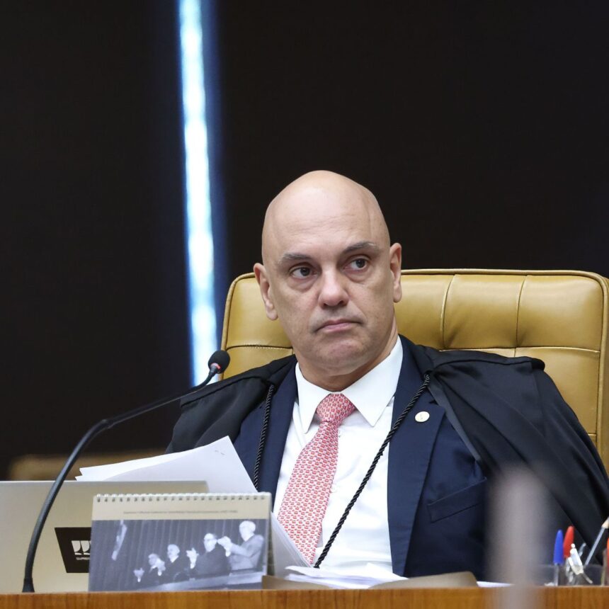 Moraes busca apoio no STF contra investigação sobre Banco Master