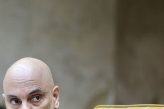 STF enfrenta tensão antes de sessão sobre Moraes, diz analista
