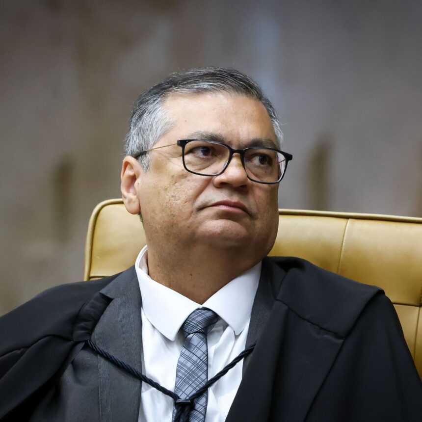 Flávio Dino e Polícia Federal em notícia sobre decisão do STF