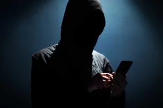 Equipamentos de informática e investigação cibernética