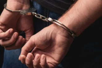 Fachada de delegacia de polícia em Goiás