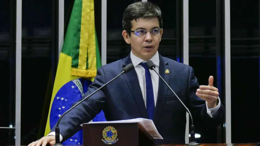 Senador Randolfe Rodrigues no Senado