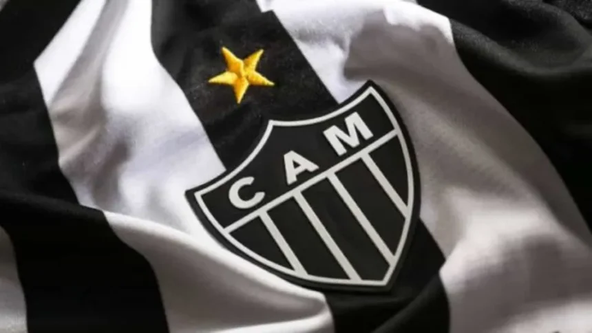 Bandeira do estado de Minas Gerais em evento oficial