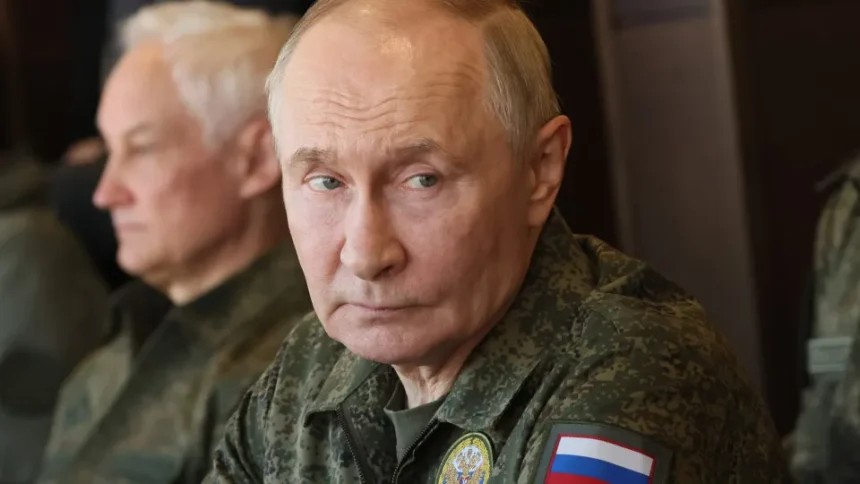 Bandeira da Rússia em evento oficial