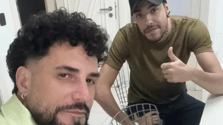 Cantor Latino em evento público