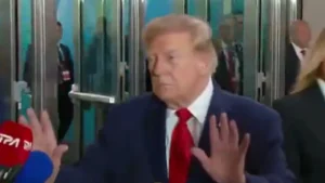 Donald Trump em evento oficial