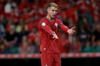 Cristiano Ronaldo em partida pela seleção portuguesa