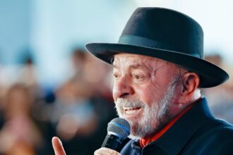 O presidente Lula (PT)
