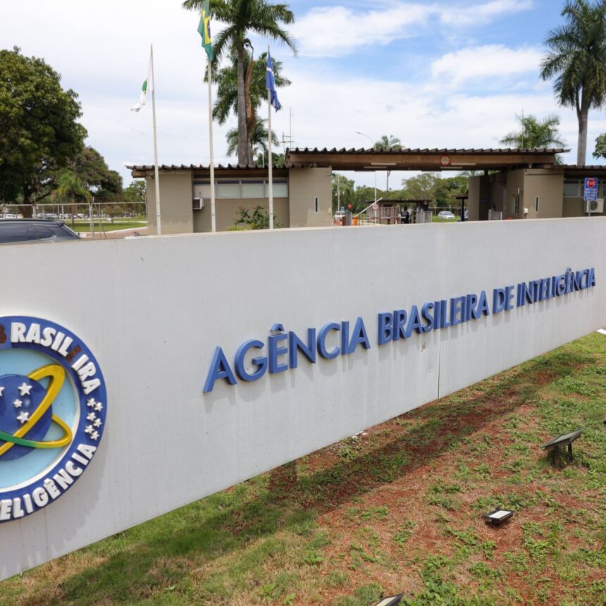 Debate sobre relatório de inteligência atribuído à Polícia Federal