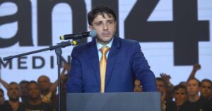 Candidato à Presidência pelo Missão, Renan Santos, participa de evento do partido em São Paulo