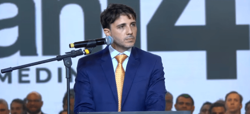 Candidato Renan Santos (Missão)