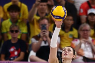 Rosamaria no jogo do Brasil contra o Japão pela segunda rodada da fase de grupos dos Jogos Olímpicos de Paris