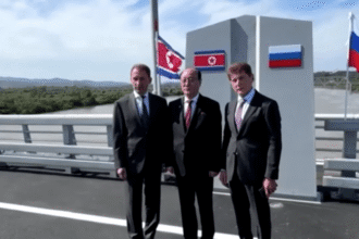 Ponte rodoviária entre Rússia e Coreia do Norte sobre o rio Tumen