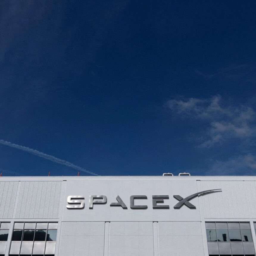 Prédio da SpaceX, em Hawthorne, Califórnia, EUA, em abril de 2026