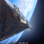 Nave Starship da SpaceX durante teste de lançamento