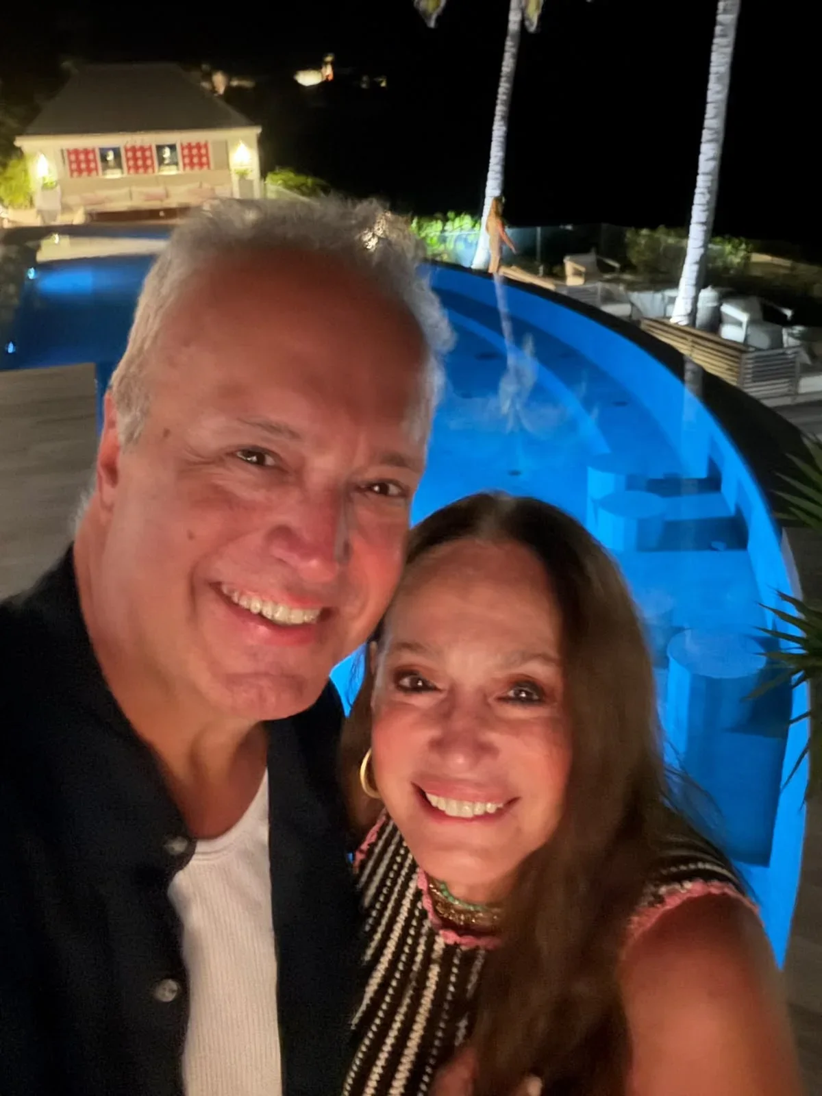 Susana Vieira aparece ao lado do filho, Rodrigo Vieira, em registro publicado nas redes sociais