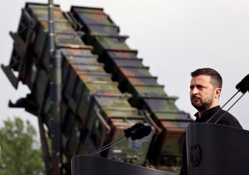 Alemanha e Ucrânia discutem compras de armas