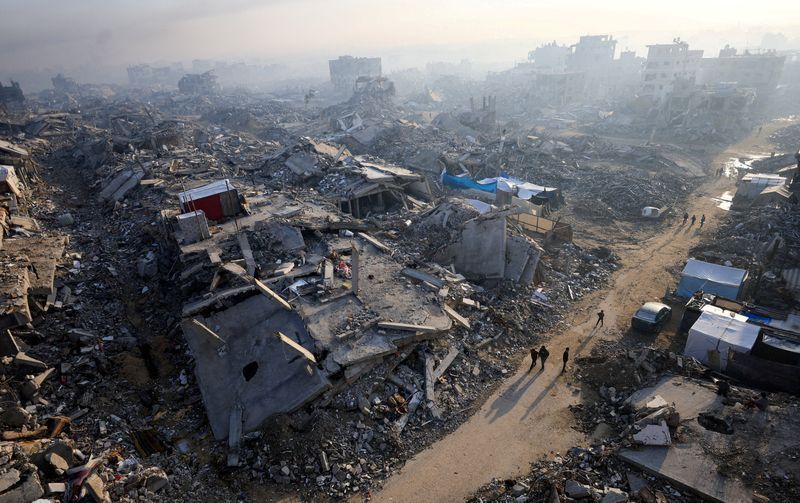 Vista geral de construções destruídas na Faixa de Gaza.