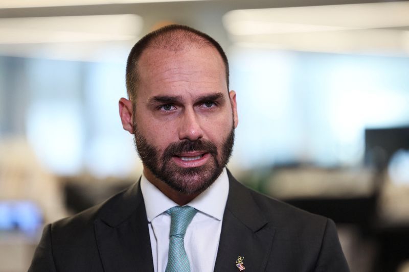 Julgamento no STF sobre recurso de Eduardo Bolsonaro