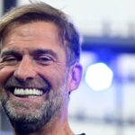 Técnico Jürgen Klopp em partida de futebol
