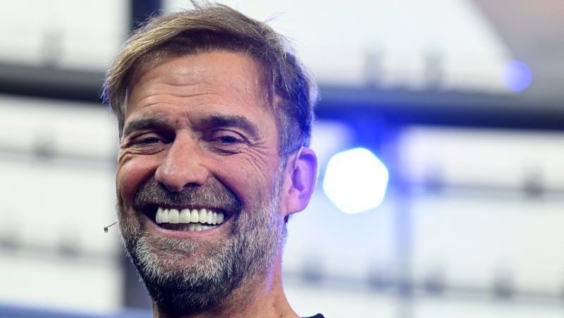 Técnico Jürgen Klopp em partida de futebol