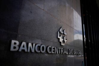 Logotipo do Banco Central em sua sede em Brasília