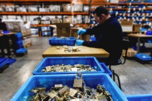 Fábrica da Pacific Lock em Valencia, EUA