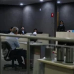 Pai de jovem morto diz que ex-deputado Carlos Xavier ameaçou filho