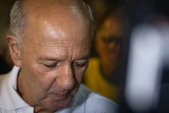 TSE barra candidatura de Arruda ao governo do Distrito Federal