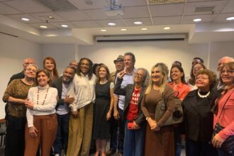 Fernando Haddad, candidato do PT ao governo de São Paulo, se reuniu neste sábado com um grupo de mulheres evangélicas