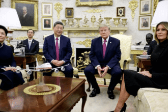 Xi Jinping, presidente da China, e Donald Trump, presidente dos Estados Unidos, reunidos no Salão Oval da Casa Branca