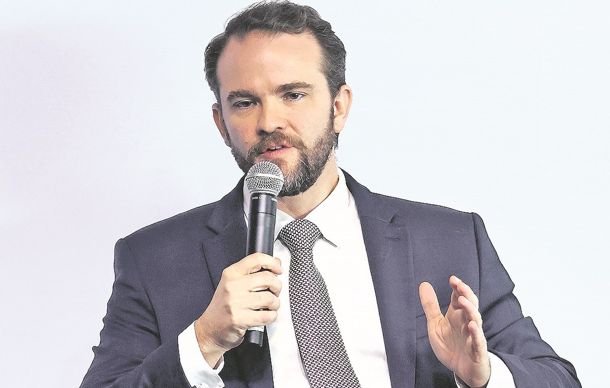 Durigan acusa Flávio de prometer ajustes incompatíveis com benefícios