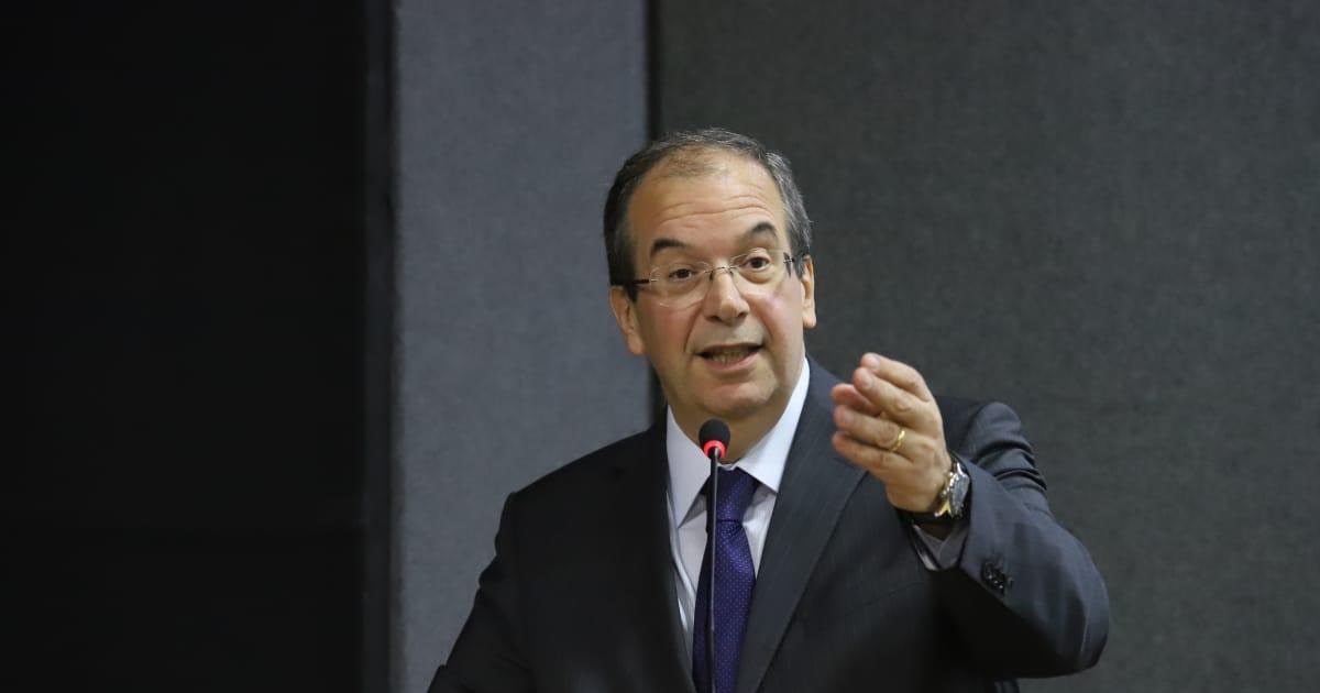 TSE rejeita pedido de Flávio para barrar mensagens do governo Lula