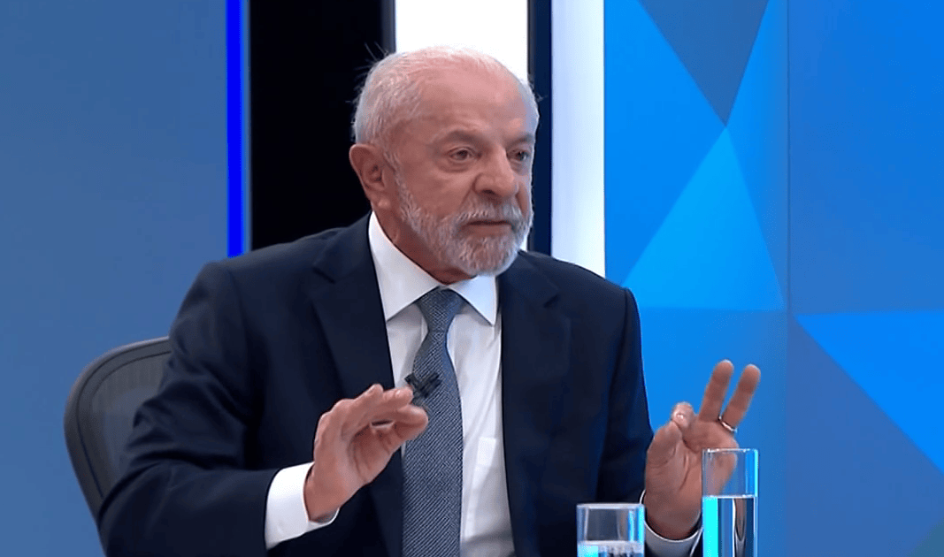 Lula defende crescimento econômico como saída para problema fiscal