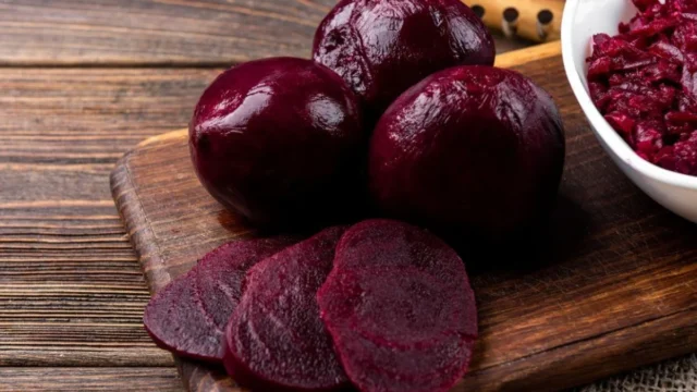5 benefícios da beterraba que você nem imagina e por que incluir na dieta